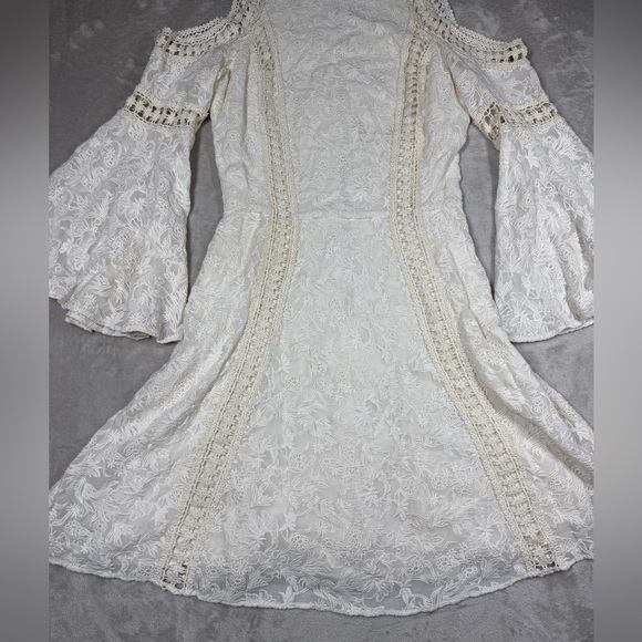 Alice + Olivia Enya White Cream Boho Lace 100% Cotton Bell Sleeves Mini Dress 0 - Picture 7 of 17